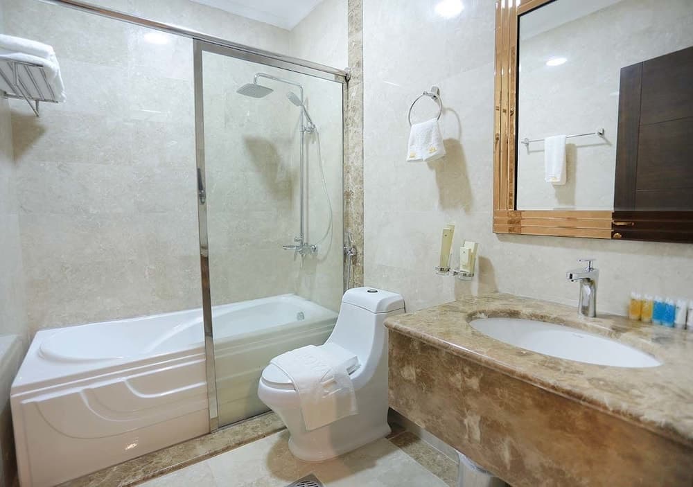 Karam Jeddah Hotel, Bathroom