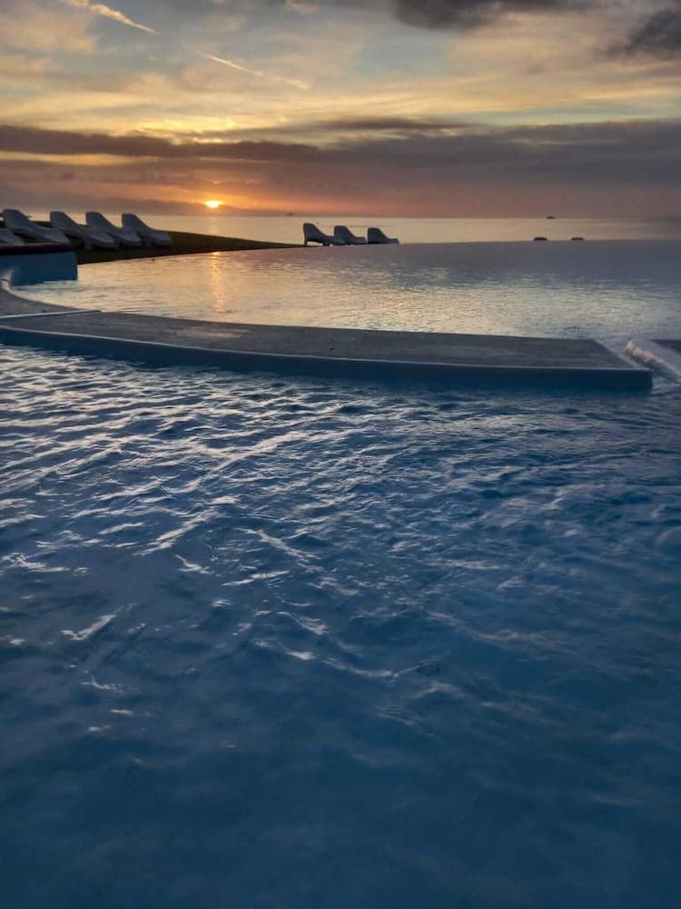 Diaz Hotel & Resort, Infinity pool