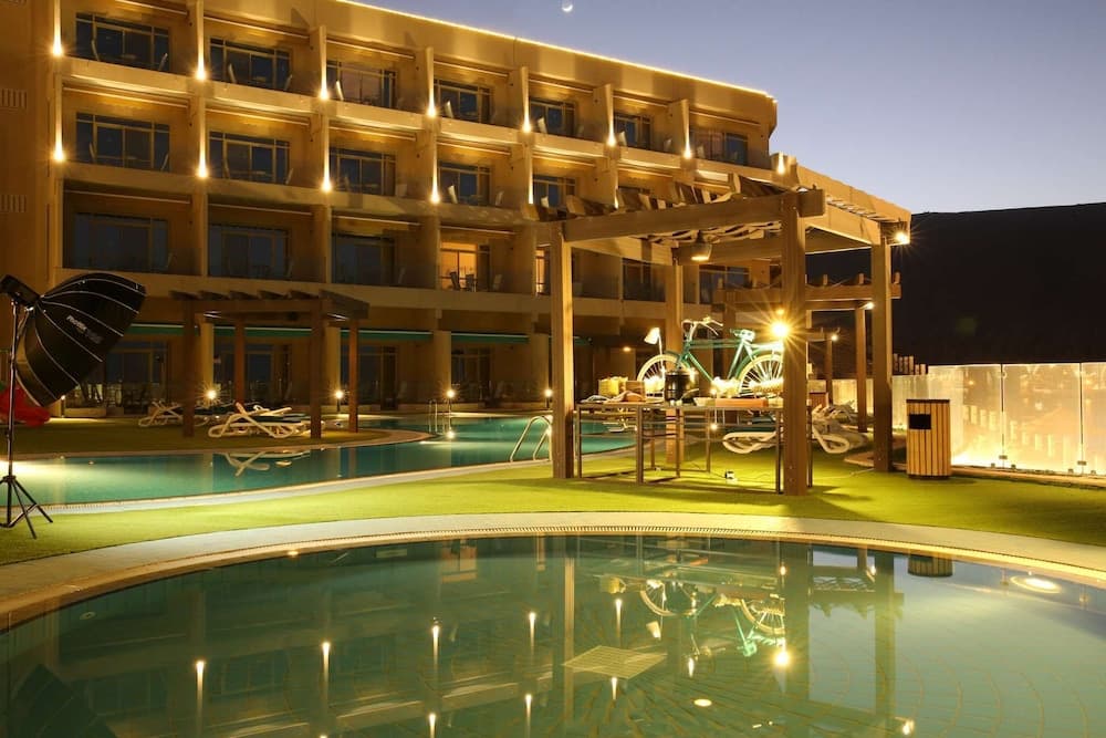 Atana Khasab Hotel, Outdoor pool