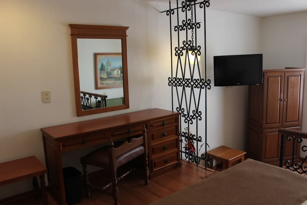 Hotel De Mendoza, Room