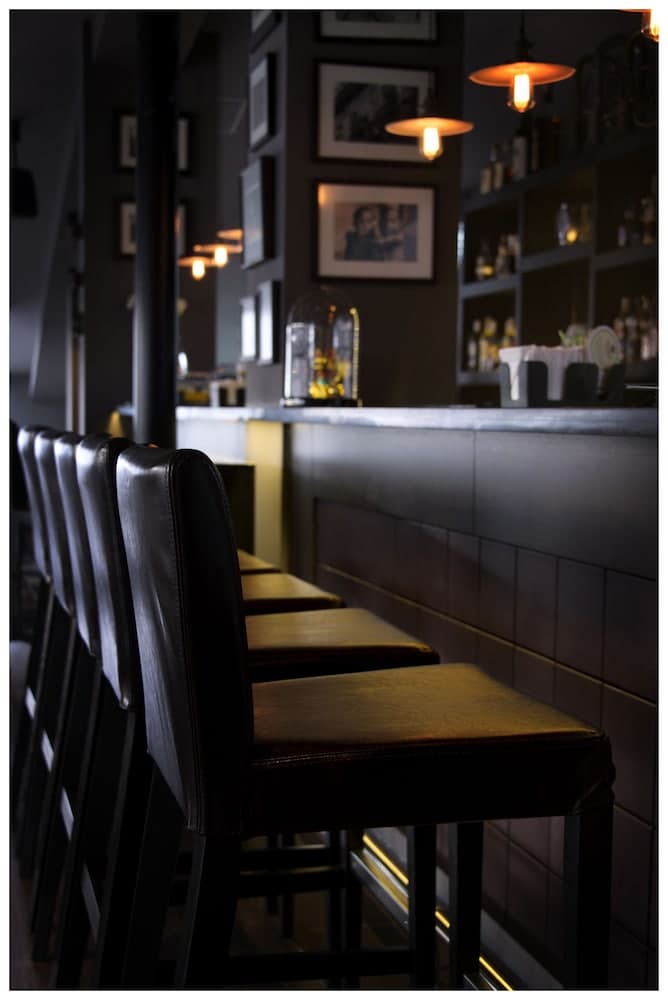 Casa Grande Hotel, Bar