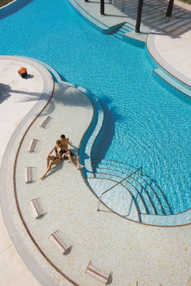 Dreams Jade Resort & Spa - All Inclusive, Infinity pool