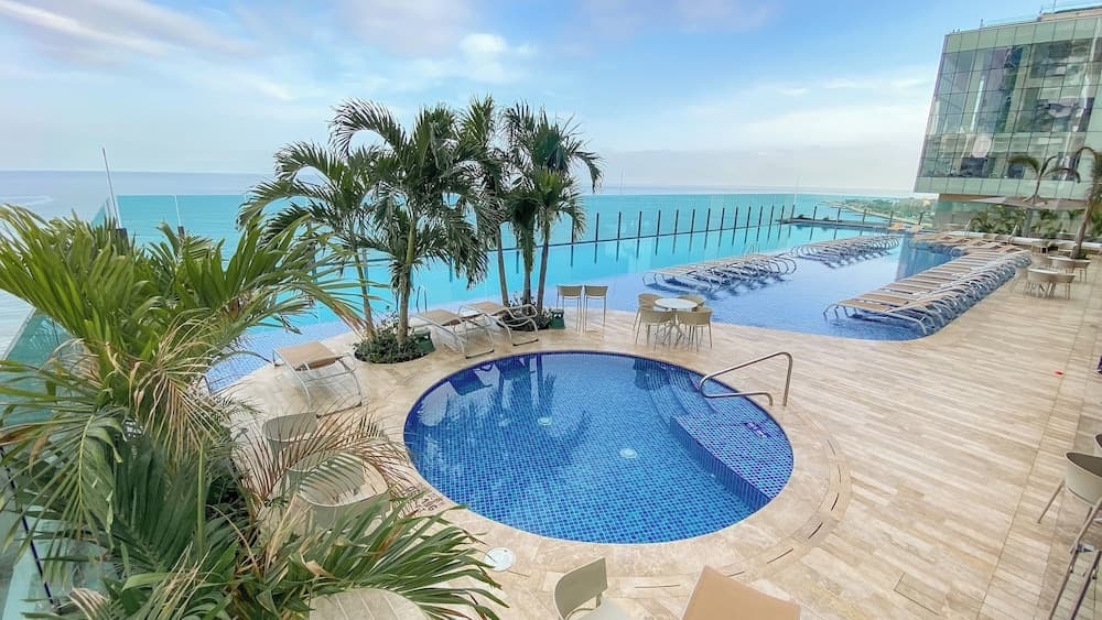 Estelar Cartagena de Indias Hotel, Outdoor pool