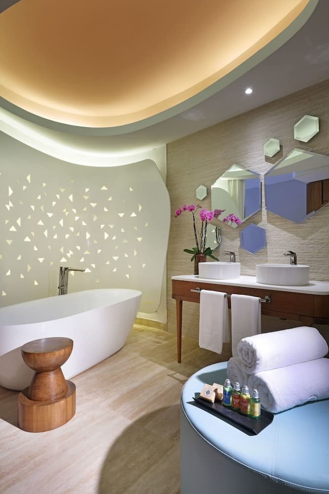 TRS Coral Hotel - Adults Only - All Inclusive (Promo Full Room - ID 2083), Bathroom amenities