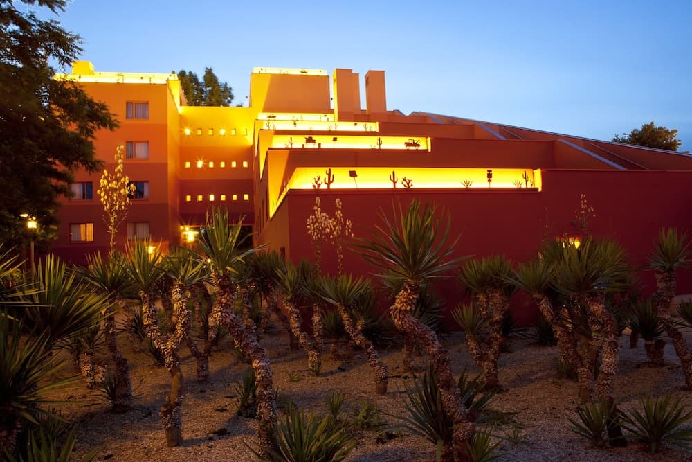 Disney Hotel Santa Fe, Front of property - evening/night
