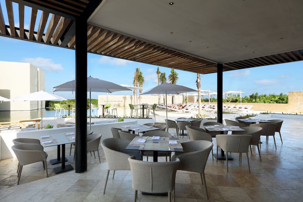 Grand Palladium Costa Mujeres Resort & Spa - All Inclusive (Promo Full Room - ID 2083), Children's pool