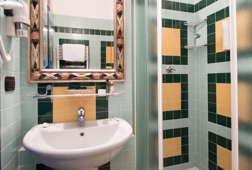 Grand Hotel Panoramic 4*, Bathroom