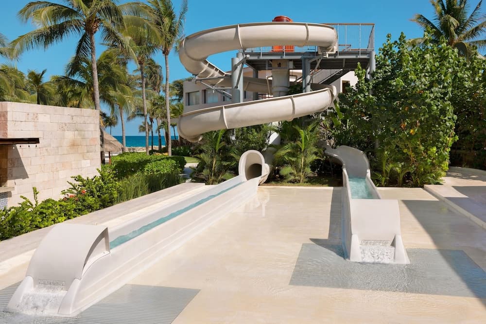 Dreams Aventuras Riviera Maya - All Inclusive, Waterslide