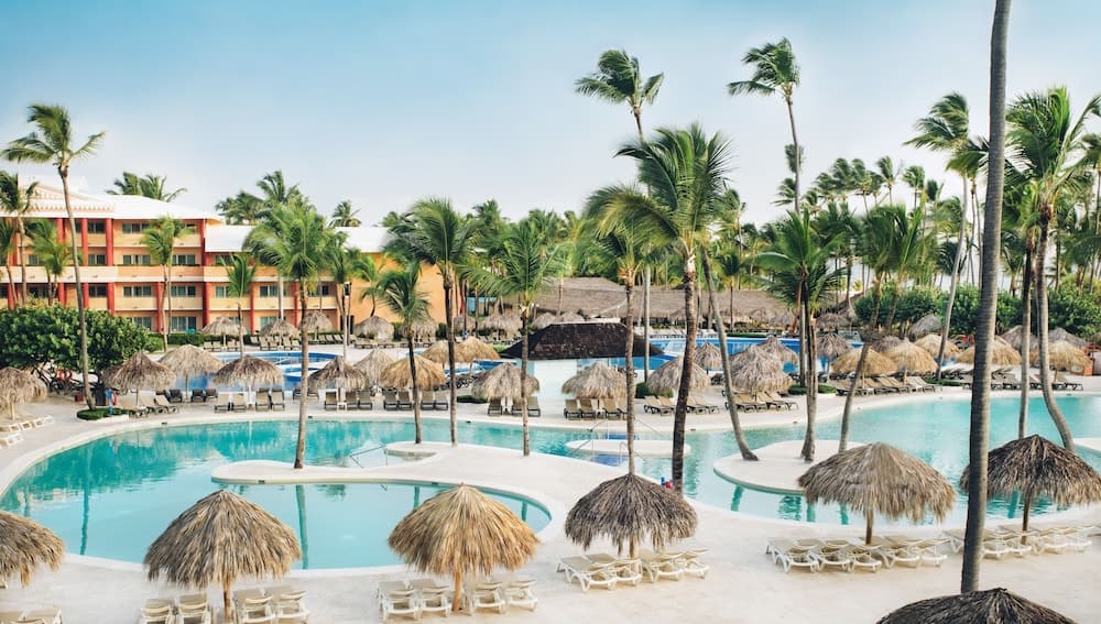 Iberostar Waves Punta Cana - All Inclusive, Outdoor pool