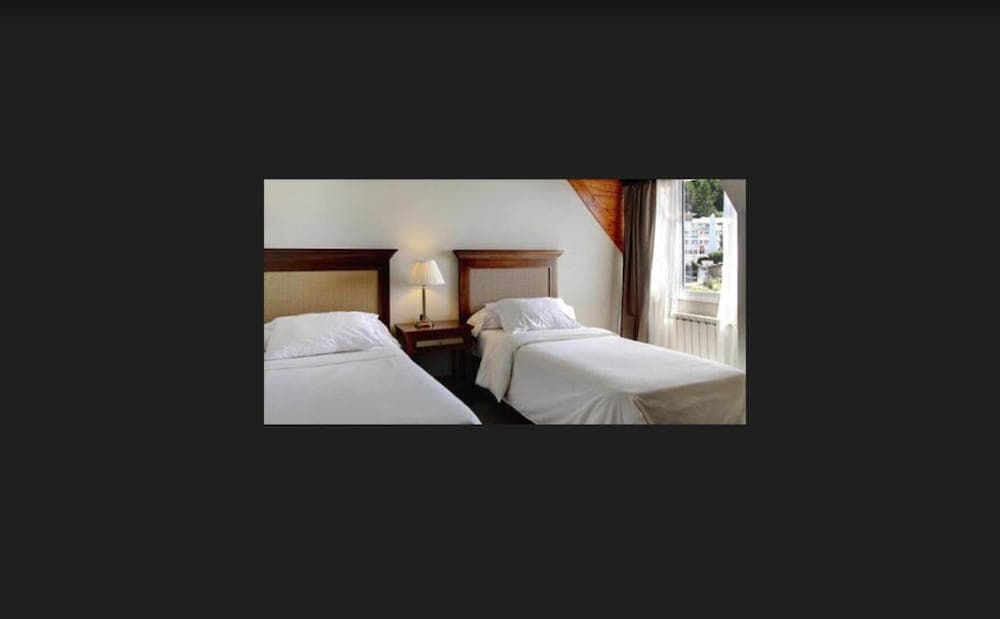 Cacique Inacayal Lake & Spa Hotel, Room