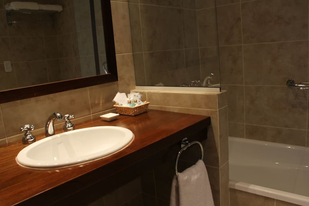 Las Dunas Hotel, Lavabo en el cuarto de baño