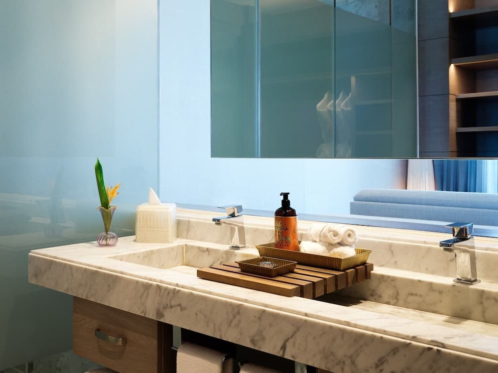 SLS Playa Mujeres – ALL Inclusive Collection, Bathroom