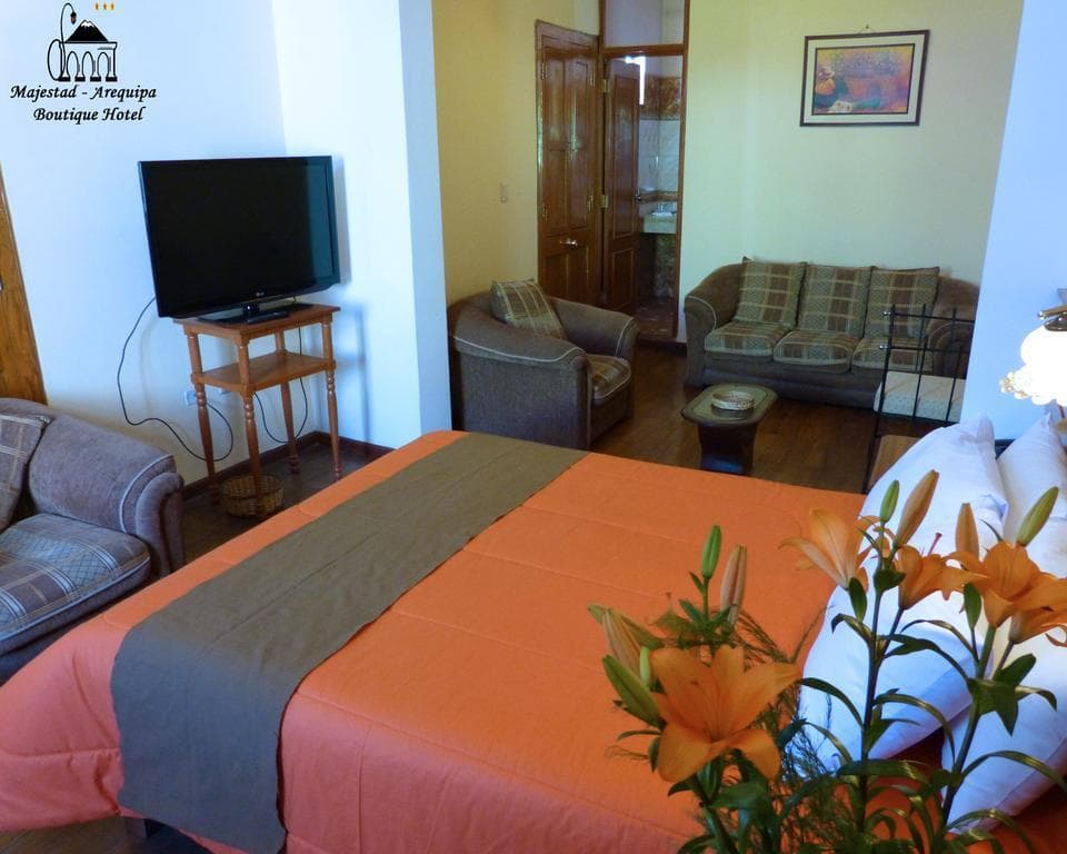 Majestad Hotel Boutique , 