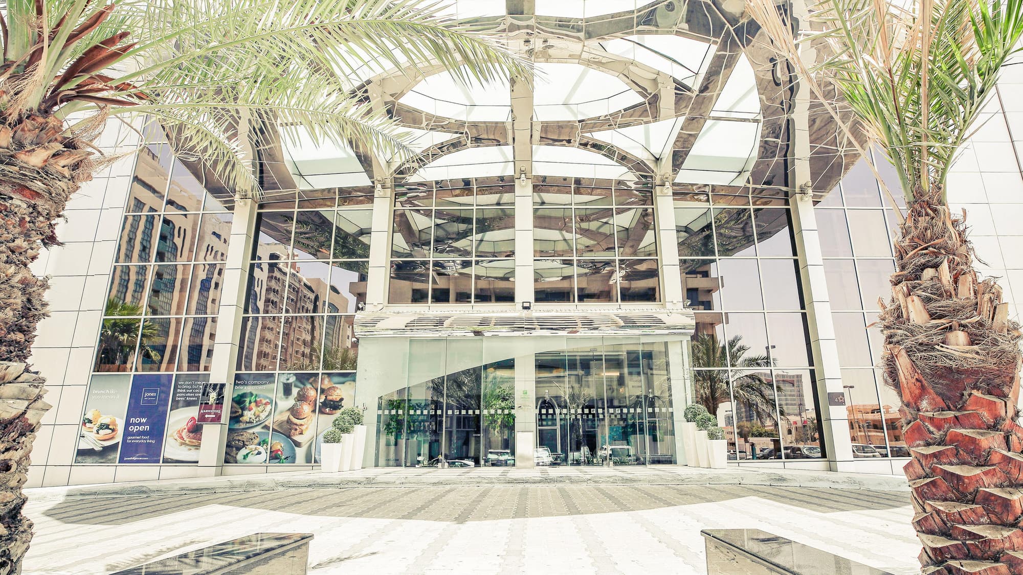 Copthorne Downtown Abu Dhabi , General view