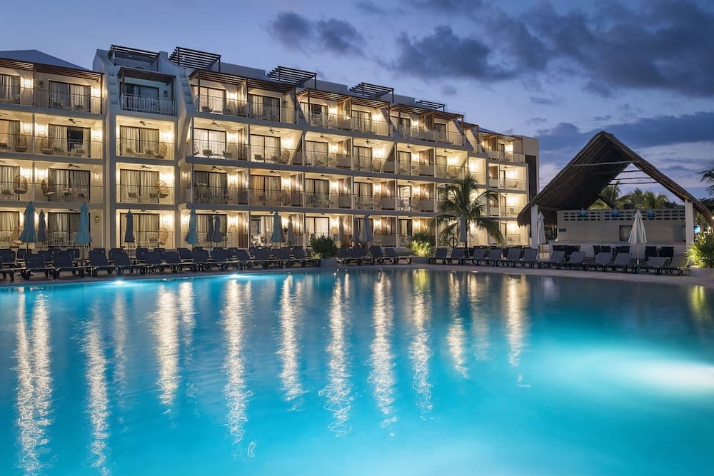 Ocean Riviera Paradise All Inclusive, Outdoor pool