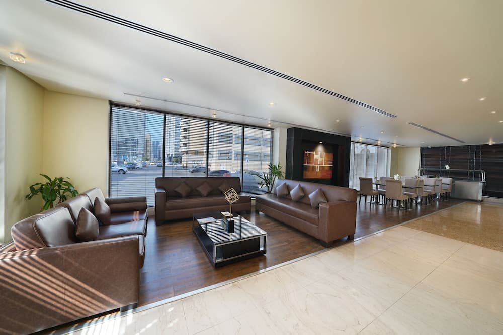 Kingsgate Hotel Abu Dhabi, Lobby