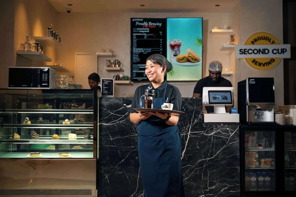 Kyriad Muscat, Lobby