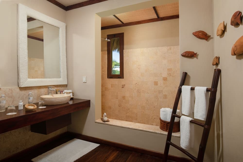 Zoetry Agua Punta Cana - All Inclusive, Bathroom