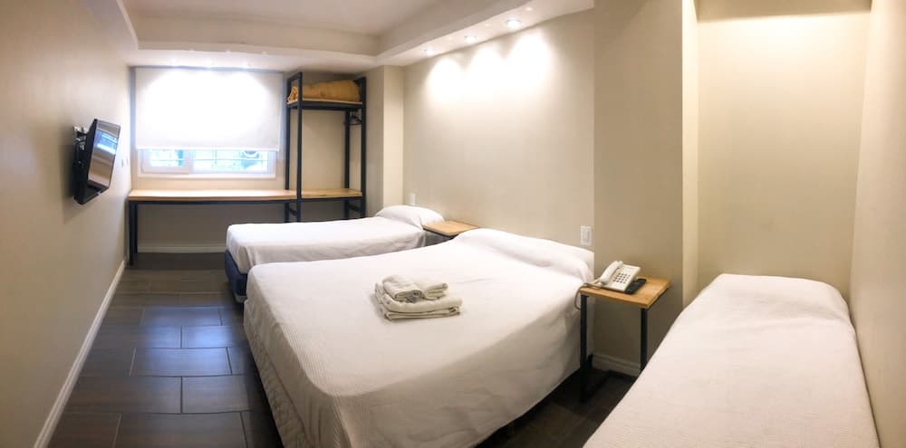 Mónaco Hotel , Room