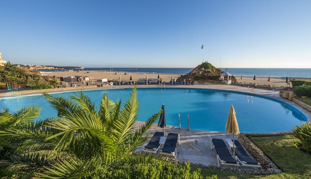 Hotel Algarve Casino, Property Grounds