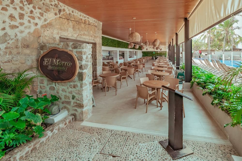 *Playa Suites, Outdoor dining