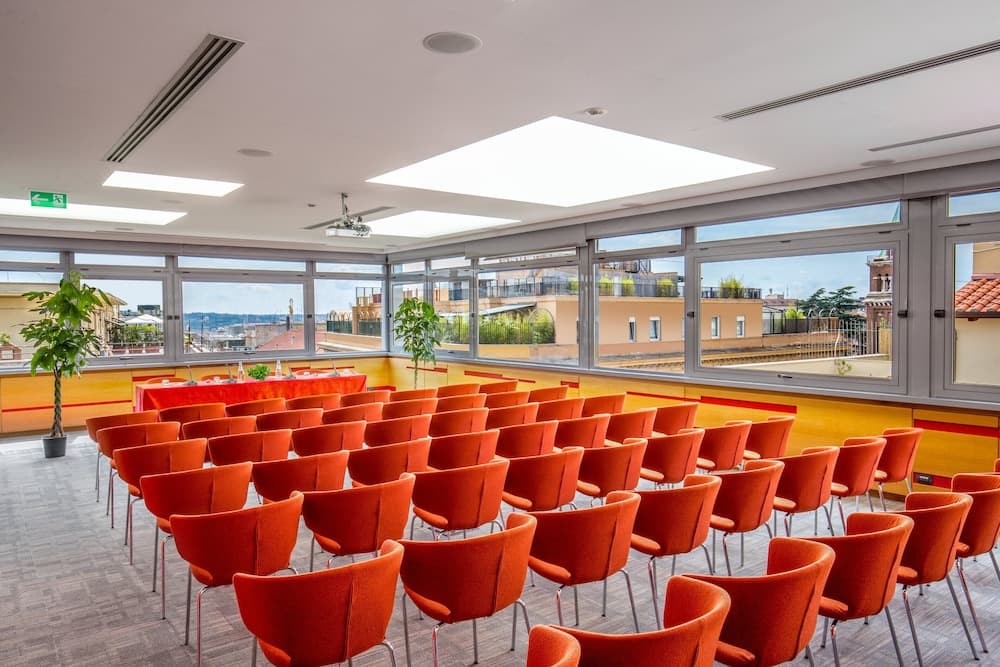 UNAWAY Hotel Empire Roma, Business center