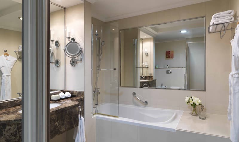 Park Regis Kris Kin Hotel, HAB