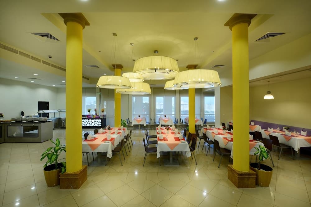 City Hotel Duqm, Restaurant