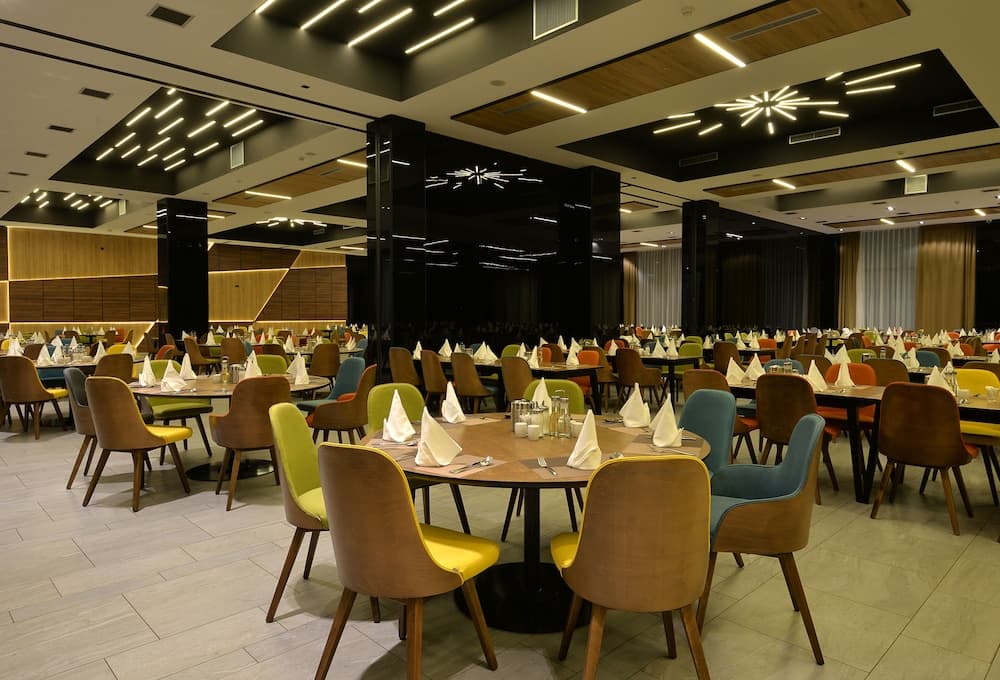 Hotel Hills Congress & Termal Spa Resort, Restaurant