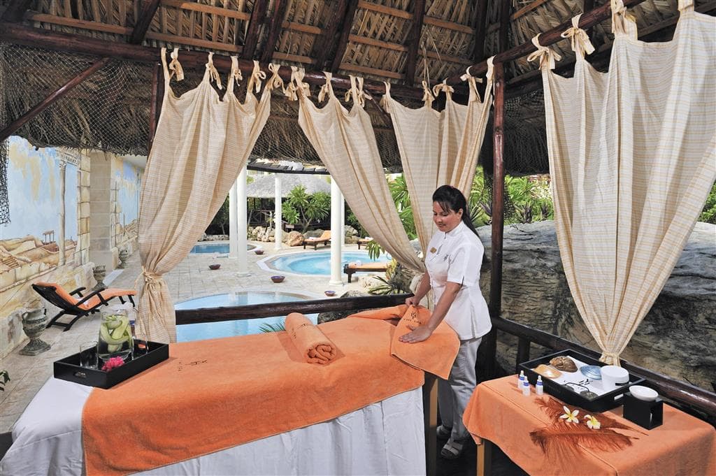 Paradisus Princesa del Mar, Sports and Entertainment