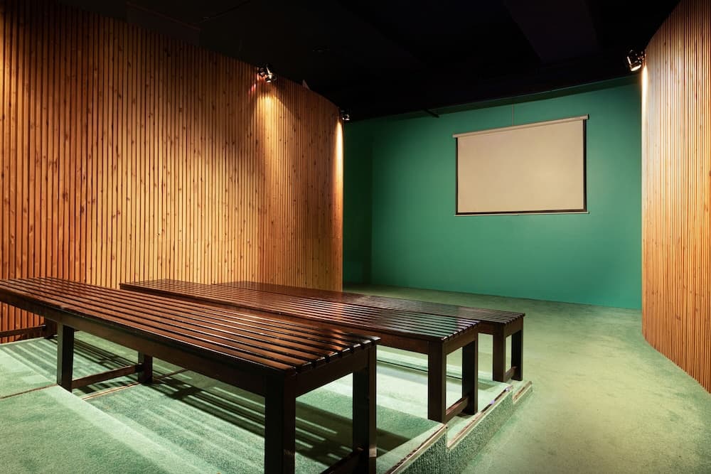 Ras Al Jinz Turtle Reserve, Library