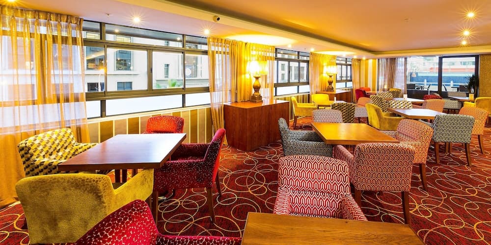 Cresta Grande Cape Town, Restaurant