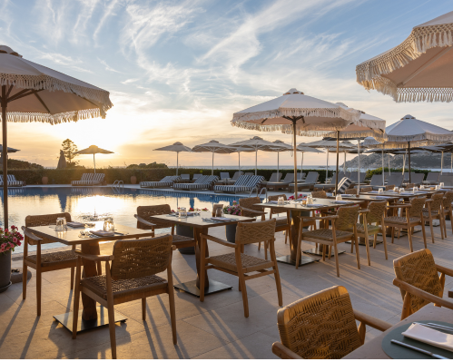 Mangia's Santa Teresa Sardinia, Curio Collection by Hilton, 