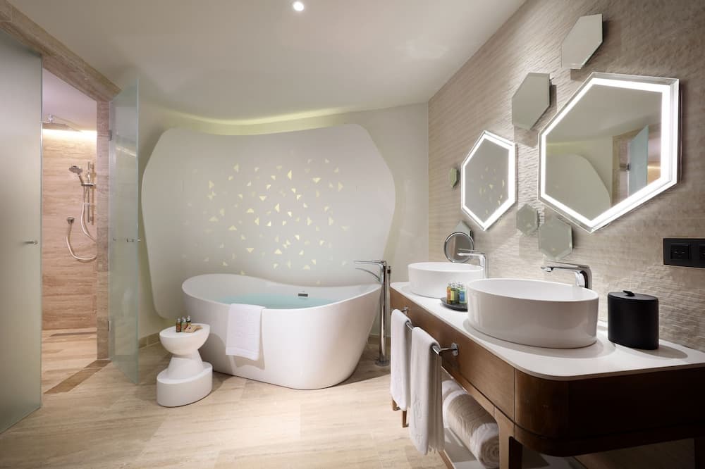 TRS Coral Hotel - Adults Only - All Inclusive (Promo Full Room - ID 2083), Bathroom