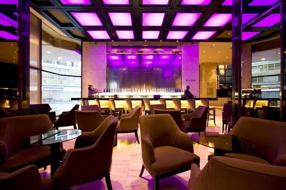 Southern Sun Cape Sun, Dining