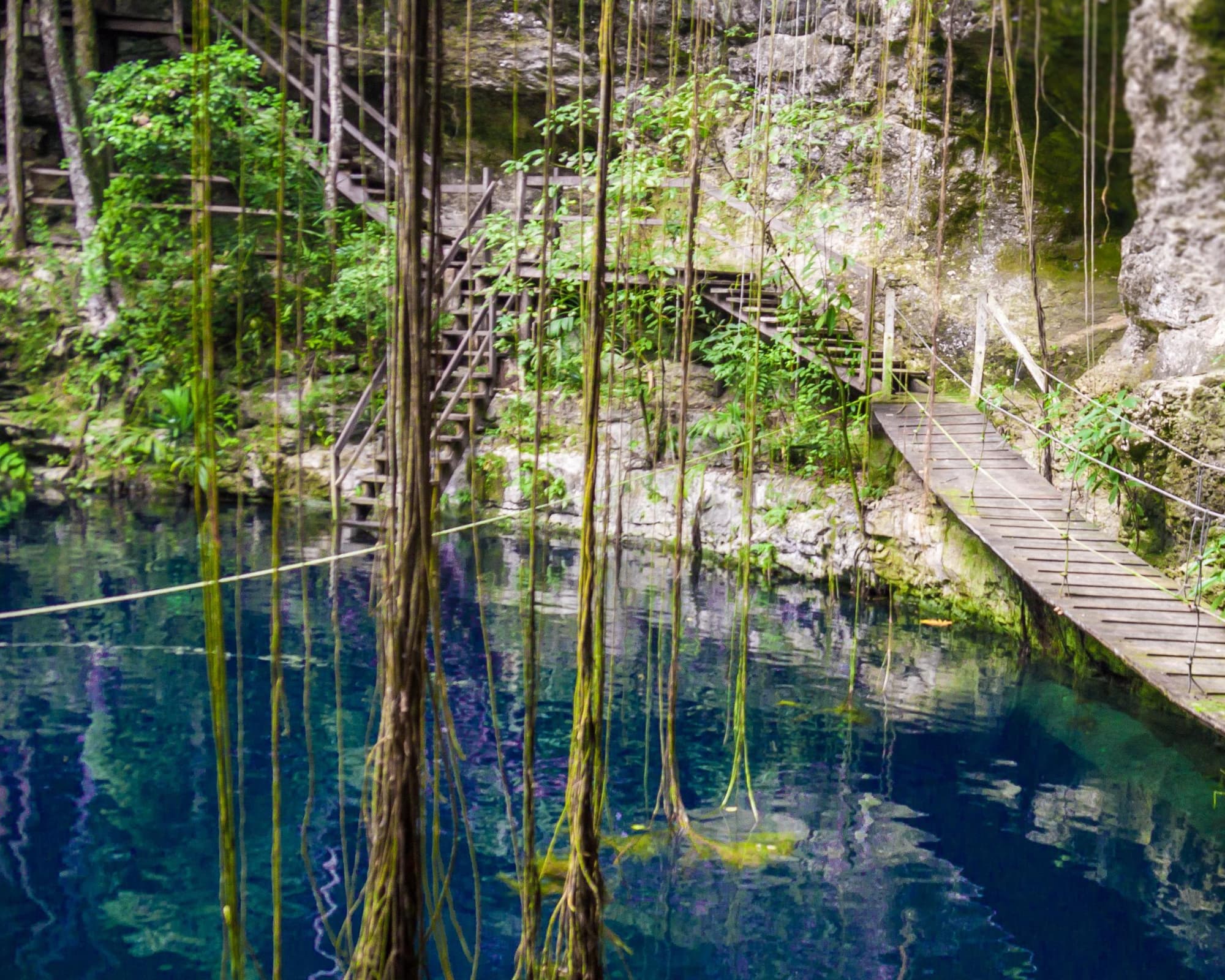 Cenote Azul, México