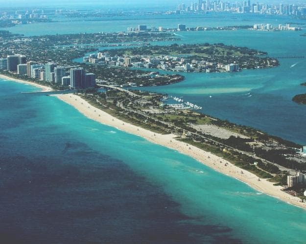 Explorer Of The Seas de Royal Caribbean International / Miami saliendo el 09 de Octubre 2022