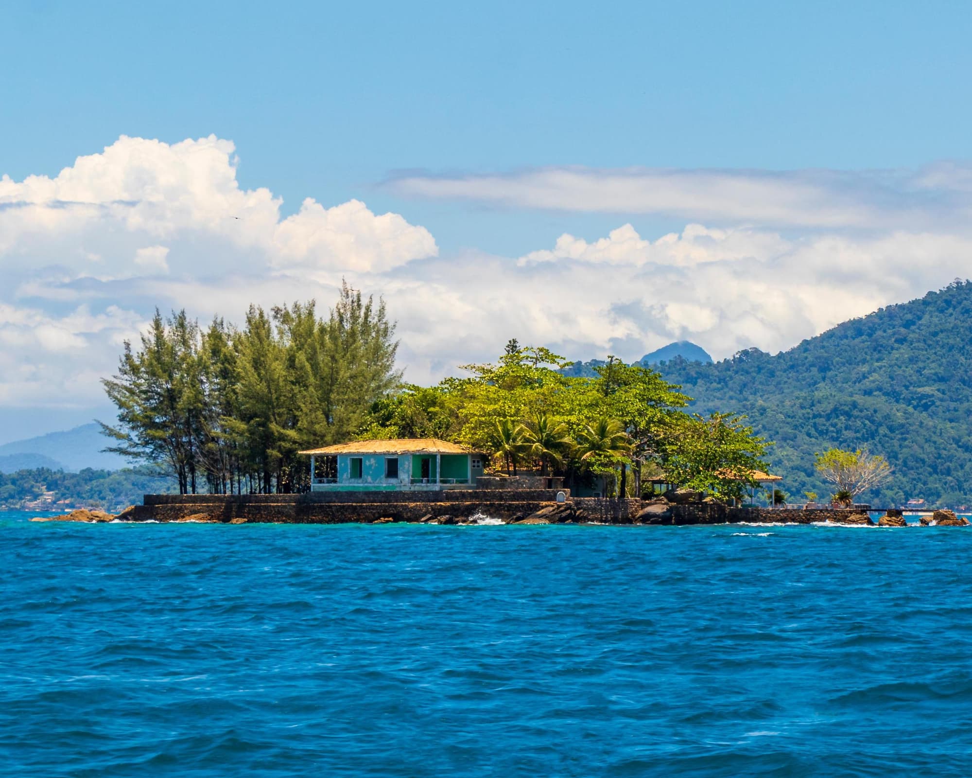 Ilha do Maia, Brasil