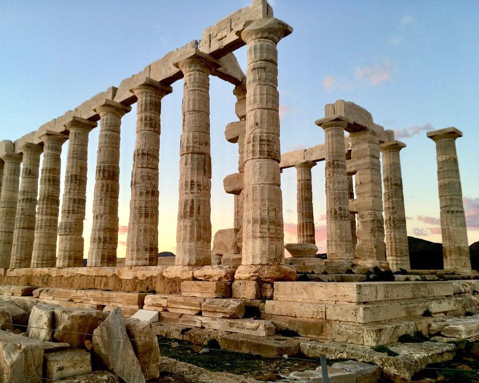 Fly & drive Riviera Attica