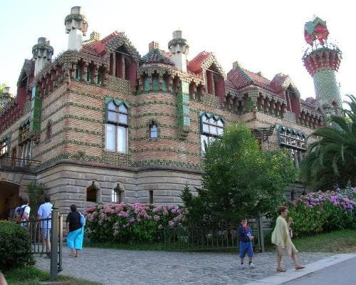 Comillas, Spagna