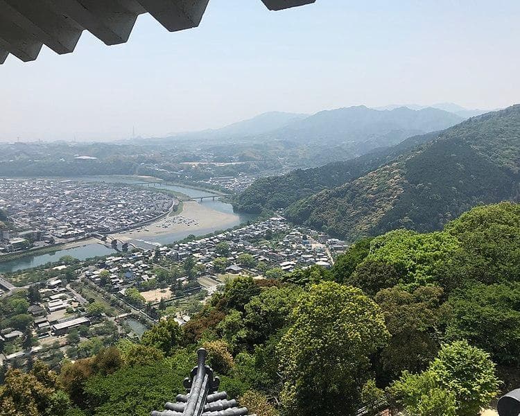 De Seúl a Hiroshima (2025)