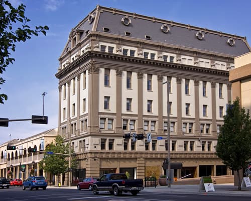 The Land of Endless Skies & National Parks - Standard