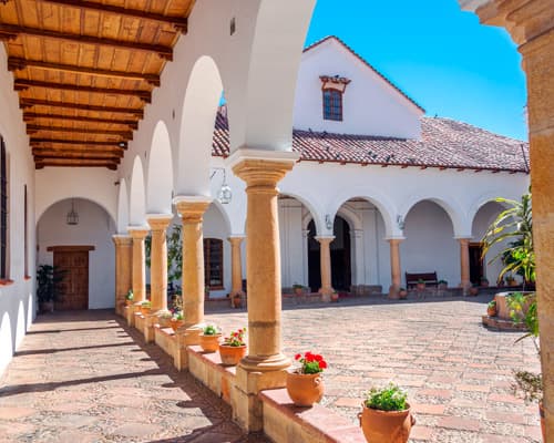 Carnaval 3 Destinos 2026 (Sucre, Potosí, Uyuni) - Desde Santa Cruz