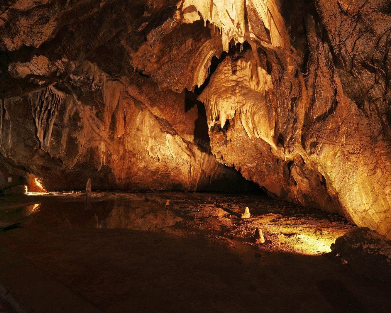 Capricorn Caves, Australië