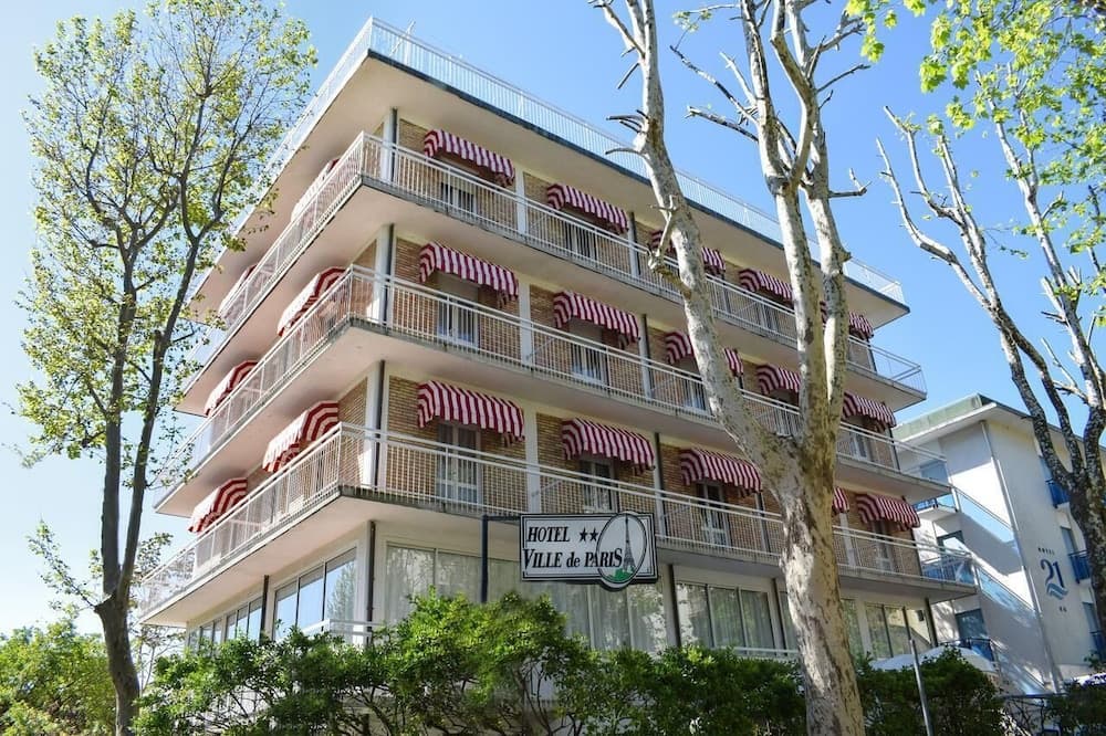 Hotel Ville De Paris, Exterior