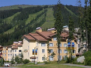 Nancy Greene's Cahilty Lodge, 