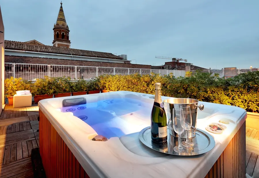 Hotel Saint John, 