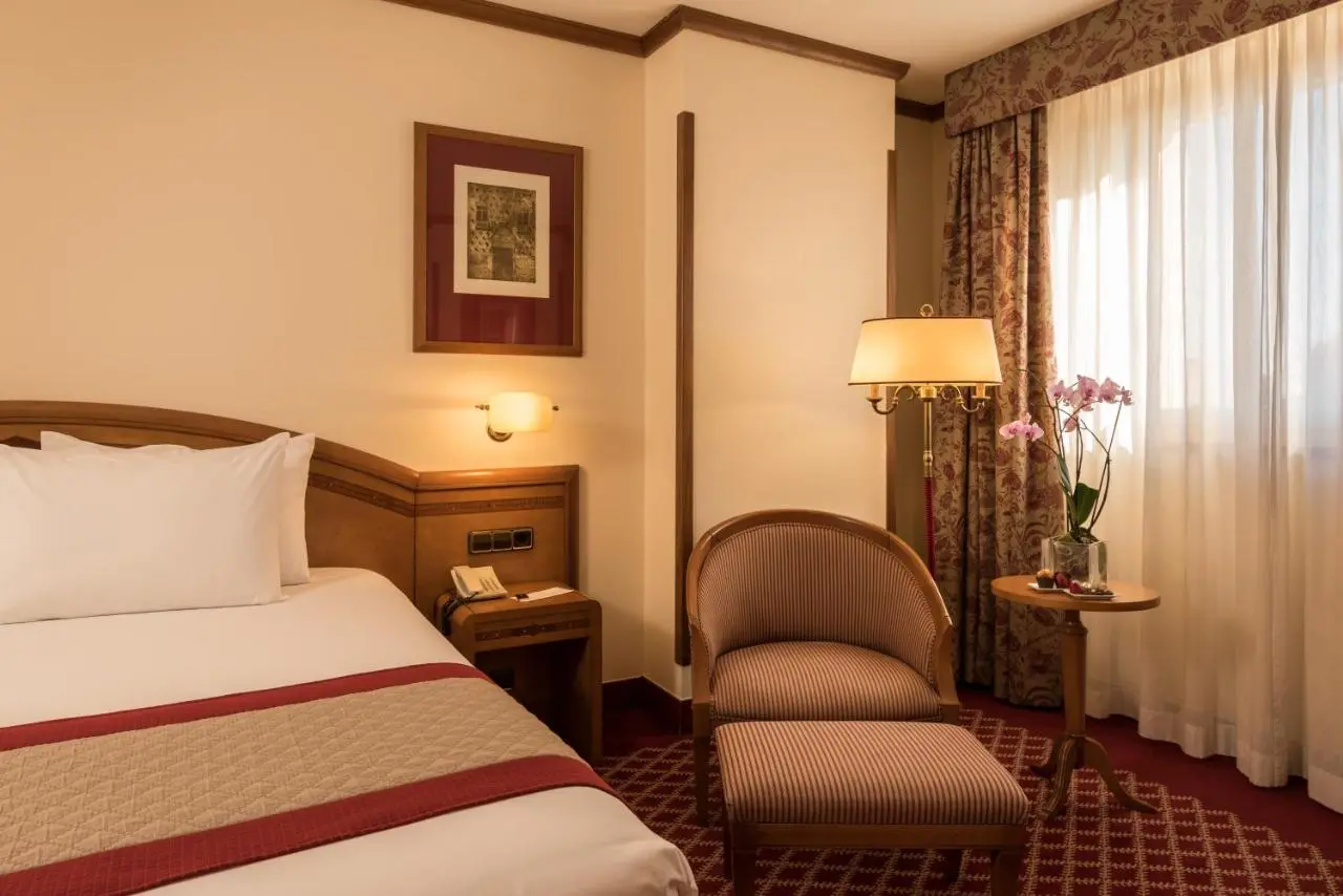 EUROSTARS LAS CLARAS, 