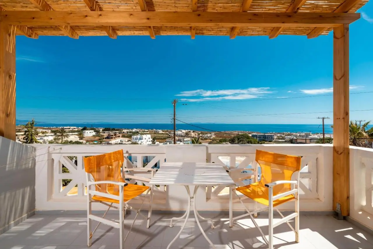 MAISTROS VILLAGE HOTEL SANTORI, 
