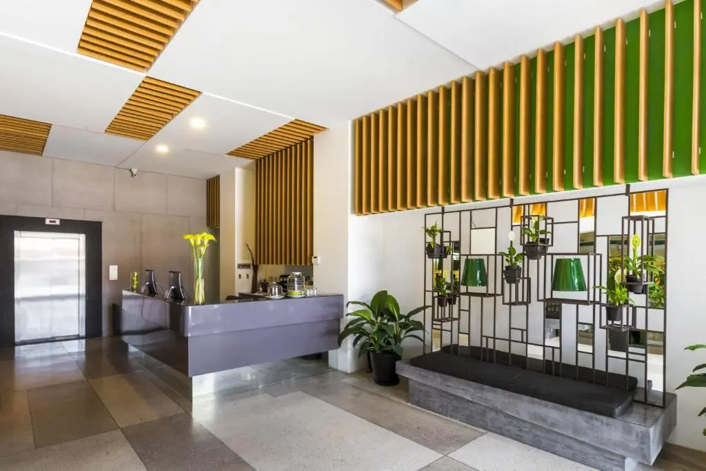URBAN GREEN HOTEL & SUITES, 